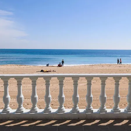 Апартаменты Estudio Playa Locos, Торевьиа